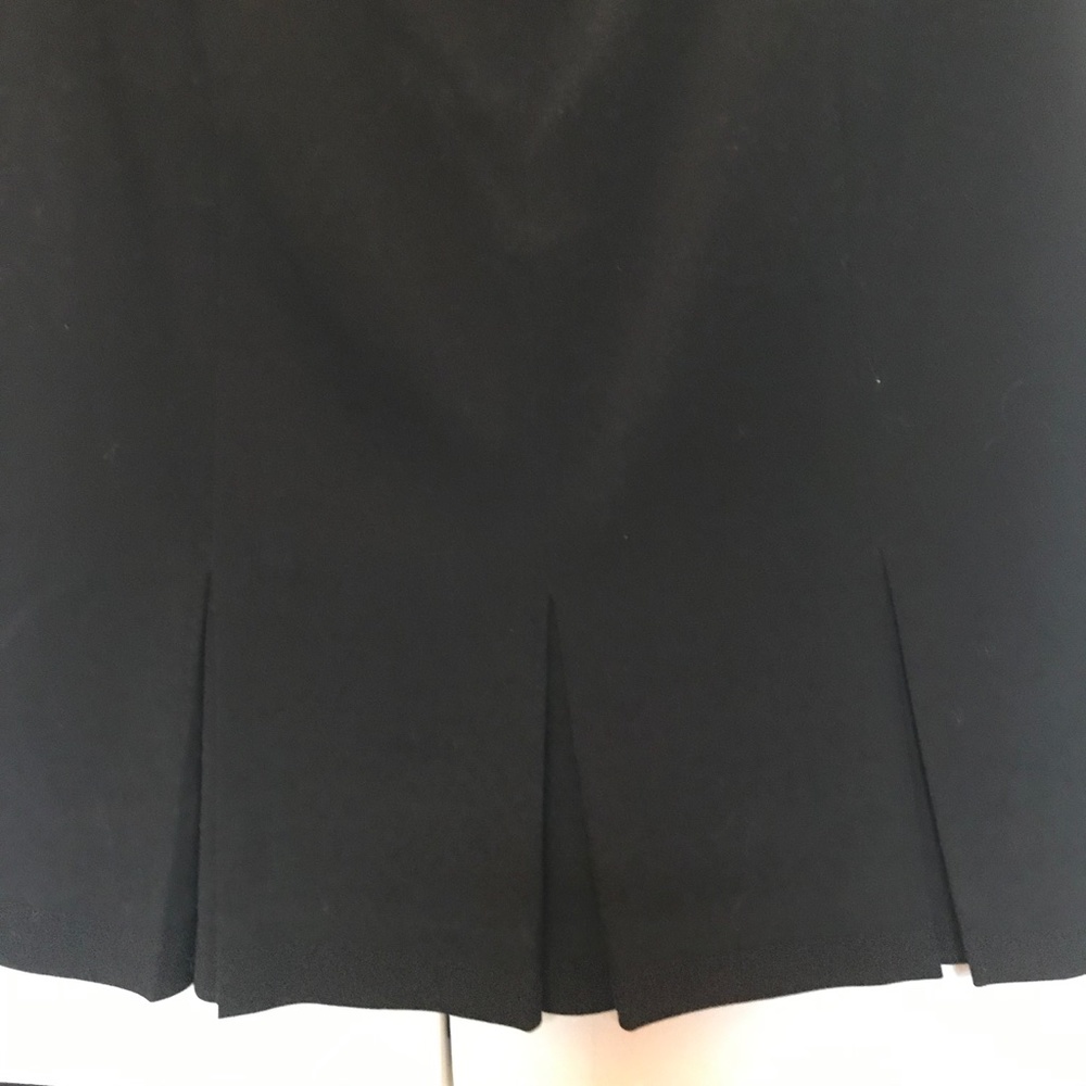 Like new! Black triple pleat work skirt
